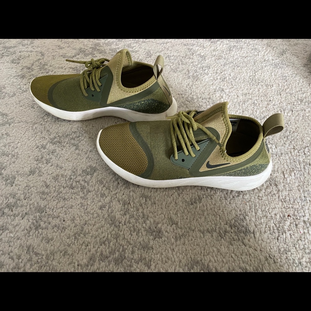 Womens Nike Shoes